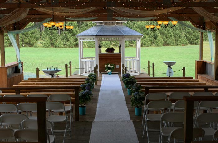 sandbur-station-outdoor-weddings